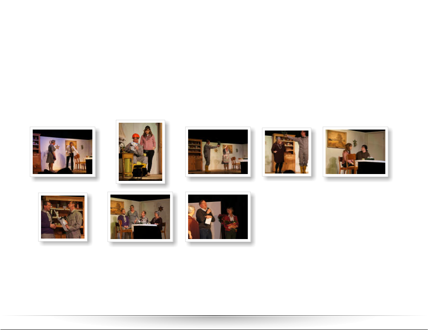 Nach einer längeren Pause konnten die Mitglieder der Eintracht Theater AG wieder einmal ihr vielseitiges Talent beweisen. Unter der Leitung von Friederike Backöfer wurde, passend zur Jahreszeit, die weihnachtliche Komödie  ,,Hintergrubers Blautanne“ von Horst Kayling aufgeführt.  Der Einakter bereitete den Besuchern einen vergnüglichen Adventssonntag und die Darsteller konnten wieder restlos begeistern. 2017 Die Darsteller:  Hendrik Roth		Rebecca Zöller Silke Merz			Julian Feuerbach Jan-Otto Weber		Steffi Winkler  Leitung und Regie: Friederike Backöfer Weitere Fotos dieser Aufführung finden Sie in unserer Galerie!